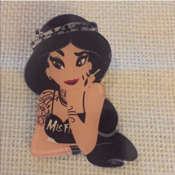 💕HP🌟 Punk Princess Set of 5 PINS - Picture 3 of 8